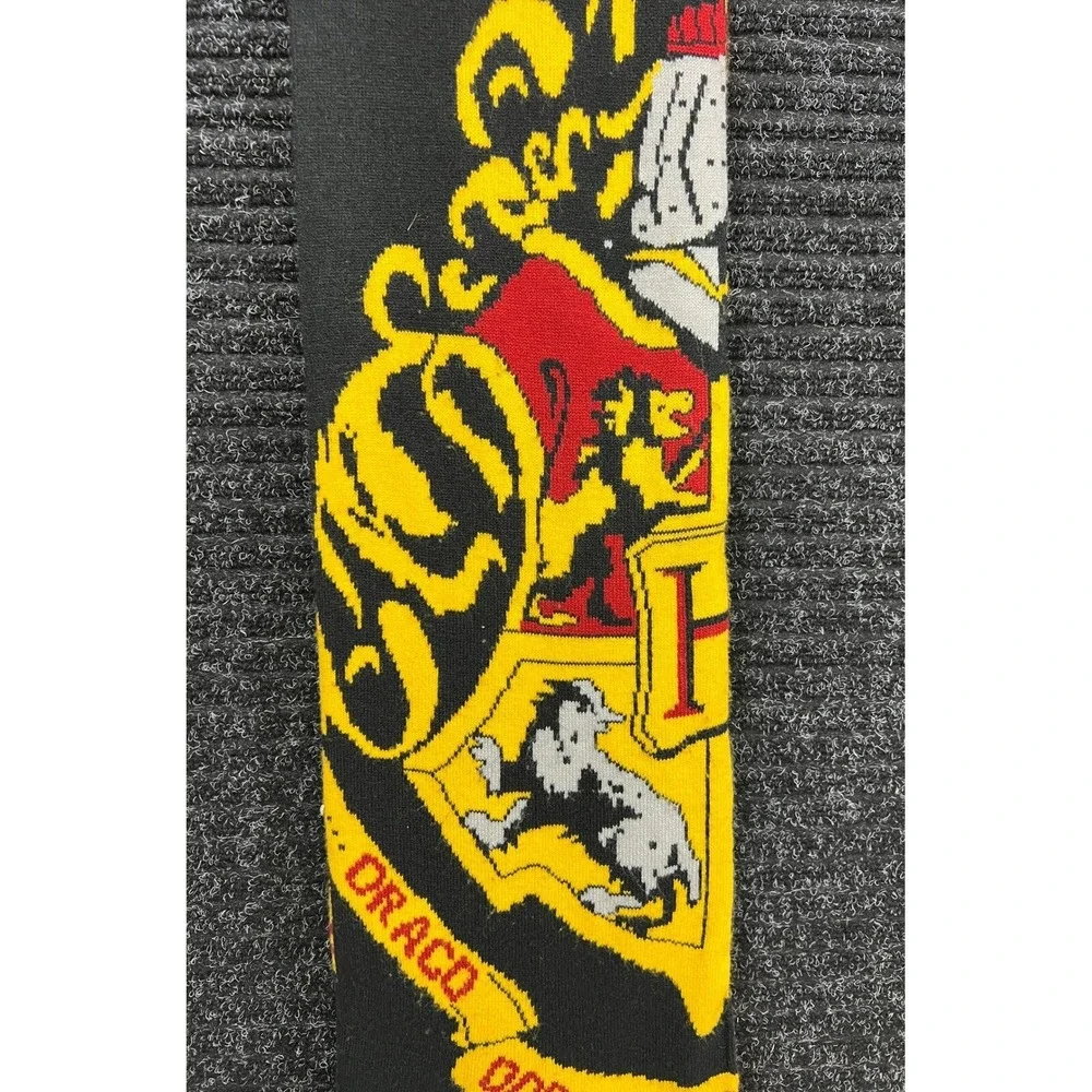 Harry Potter Hogwarts Crest Long Knit Scarf‎ - Pre Owned